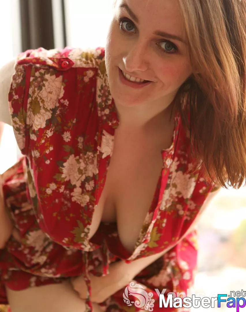 Aeryn Walker Free Leaked Exposed Picture