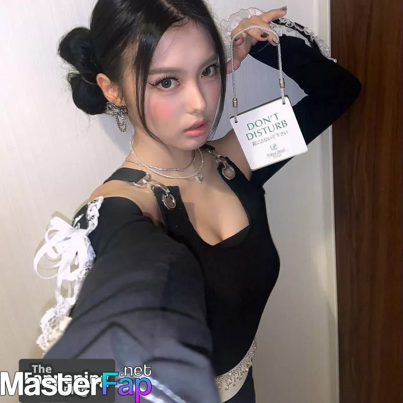 Ahin Free Leaked Pussy Picture