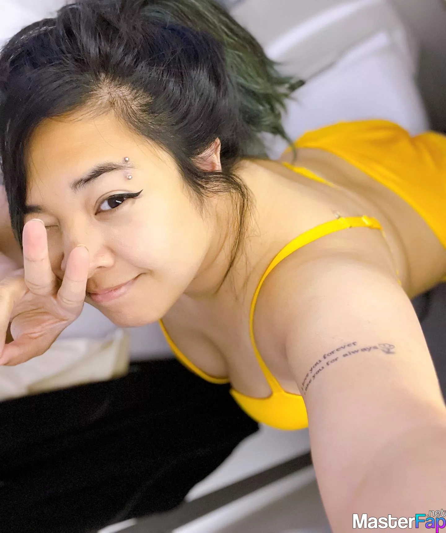Akidearest Free Nudes Album 20 Pictures | MasterFap.net