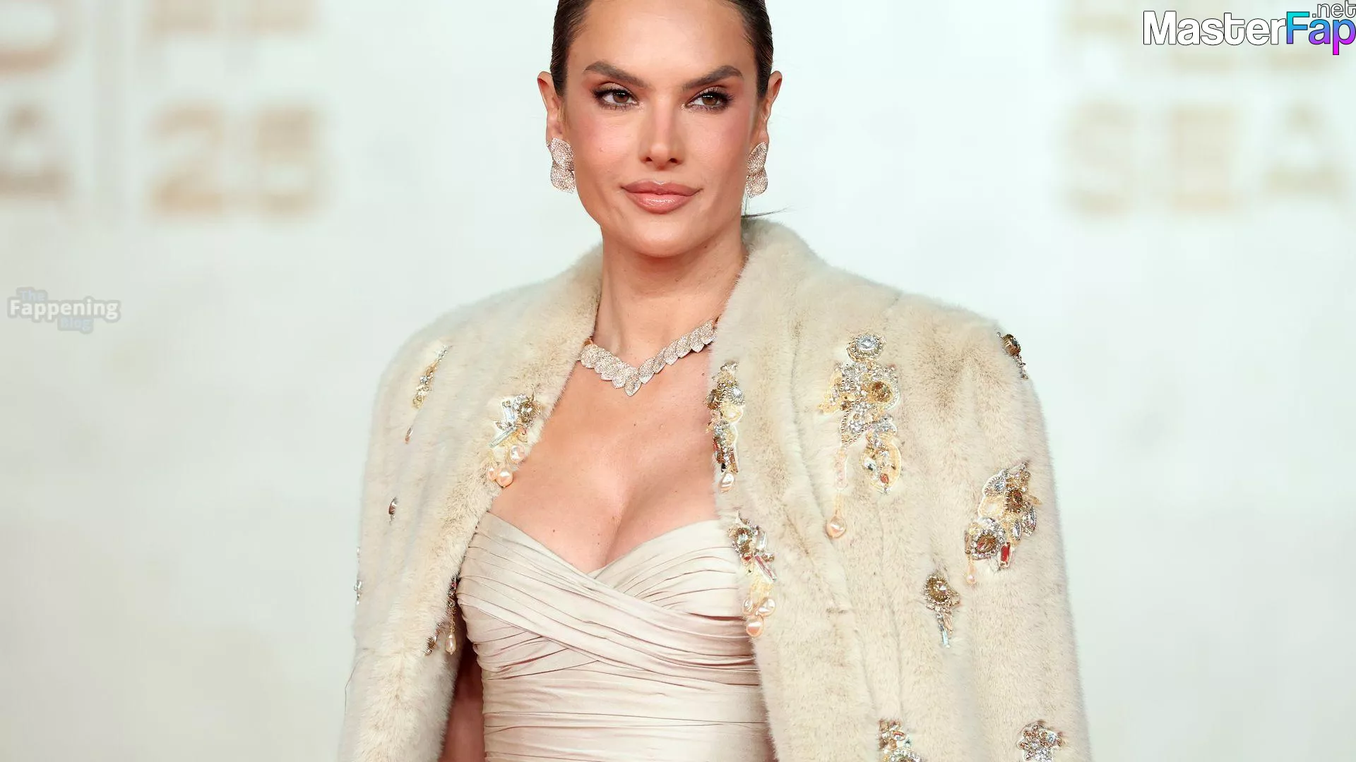 Alessandra Ambrosio Free Leaked Fisting Picture