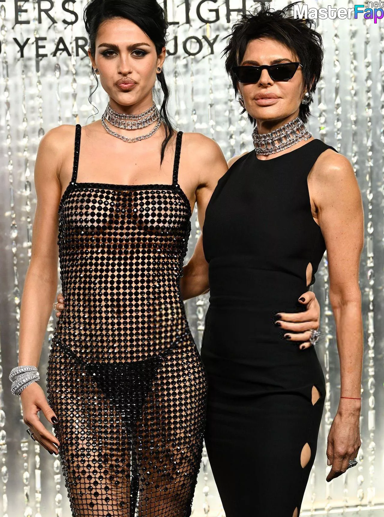 Amelia Gray Hamlin Free Leaked Rough Picture