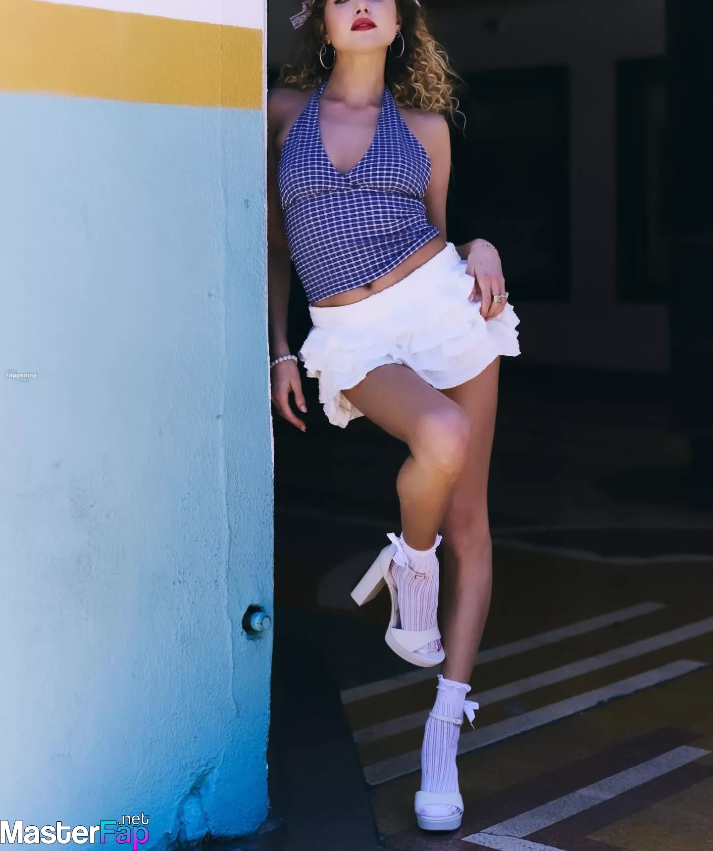 Anne Winters Free Leaked Strapon Picture