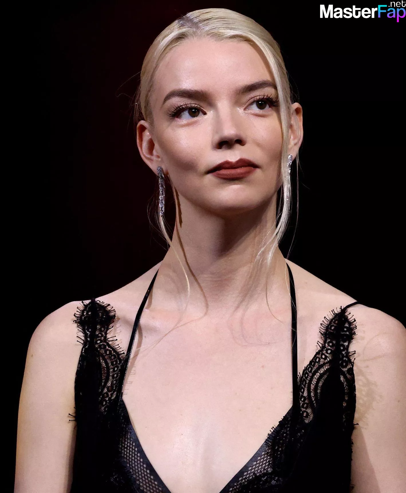 Anya Taylor Joy Free Leaked Blowjob Picture