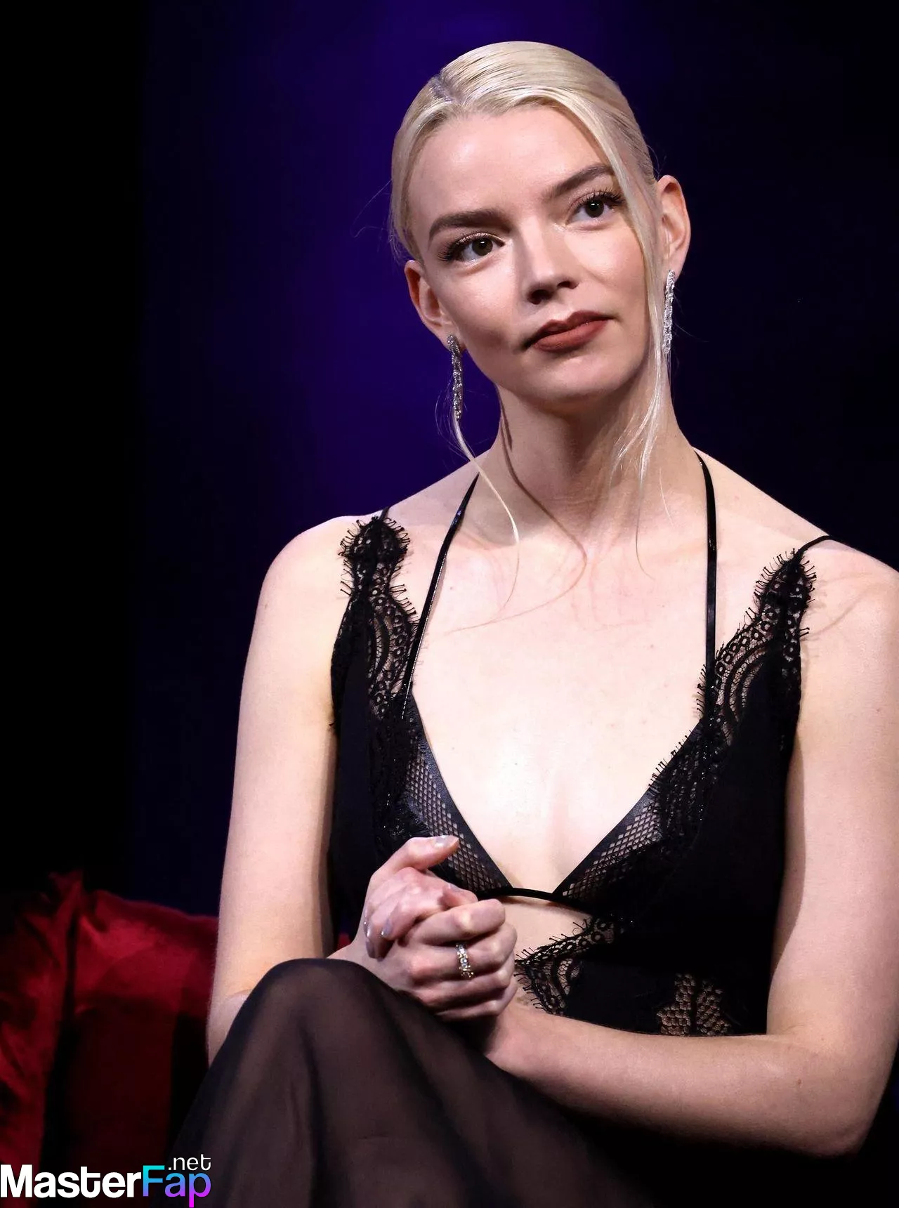 Anya Taylor Joy Free Leaked Pee leaks Picture