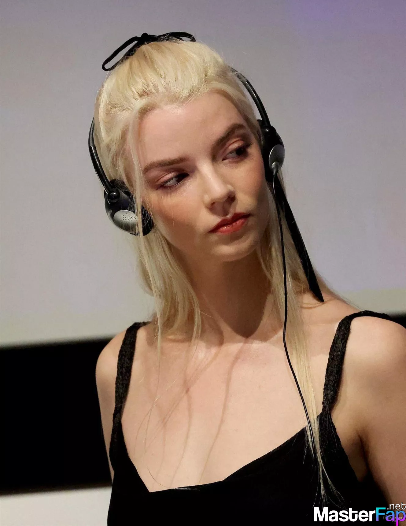 Anya Taylor Joy Free Leaked Licking Picture