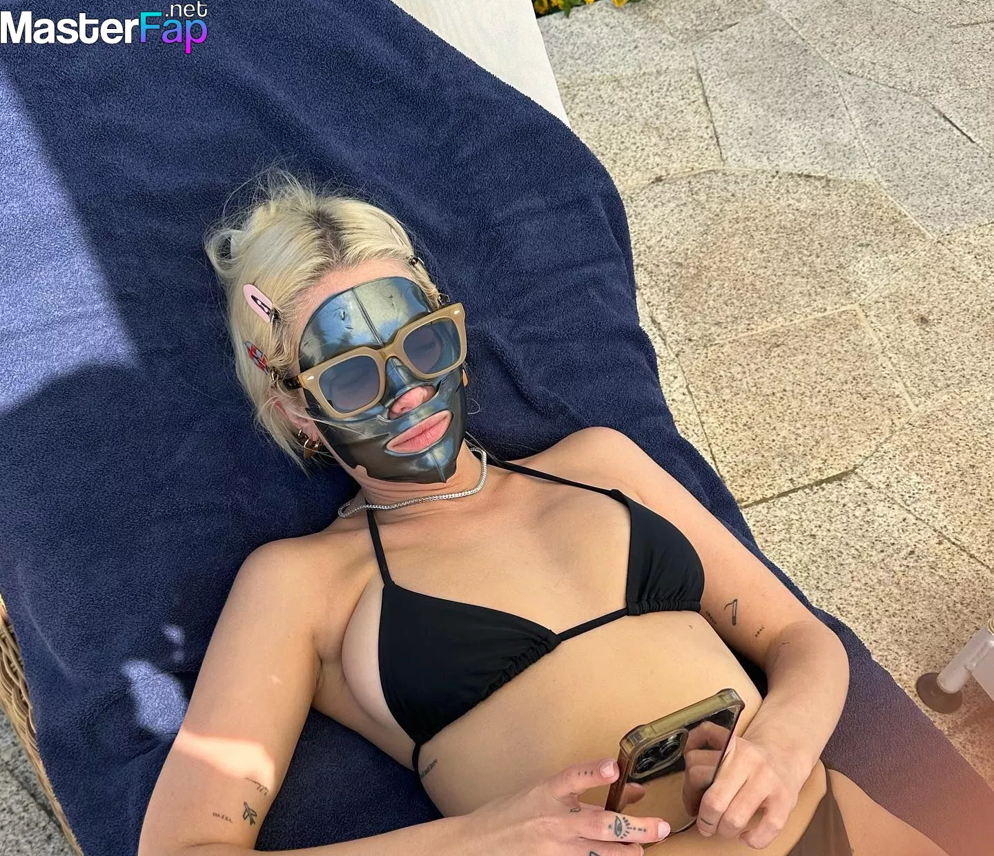 ashley-benson