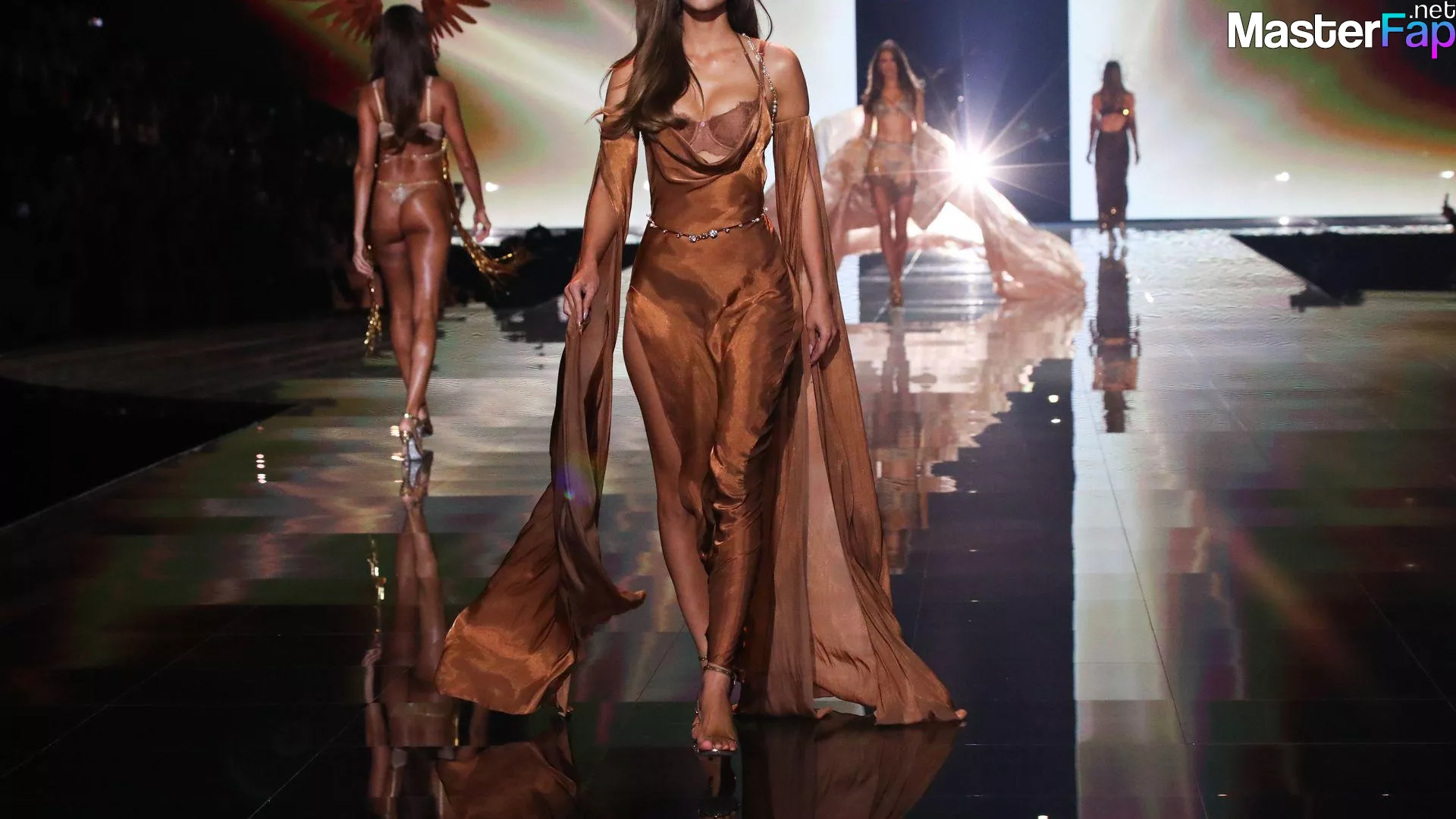 Barbara Palvin Free Leaked Feet leaks Picture