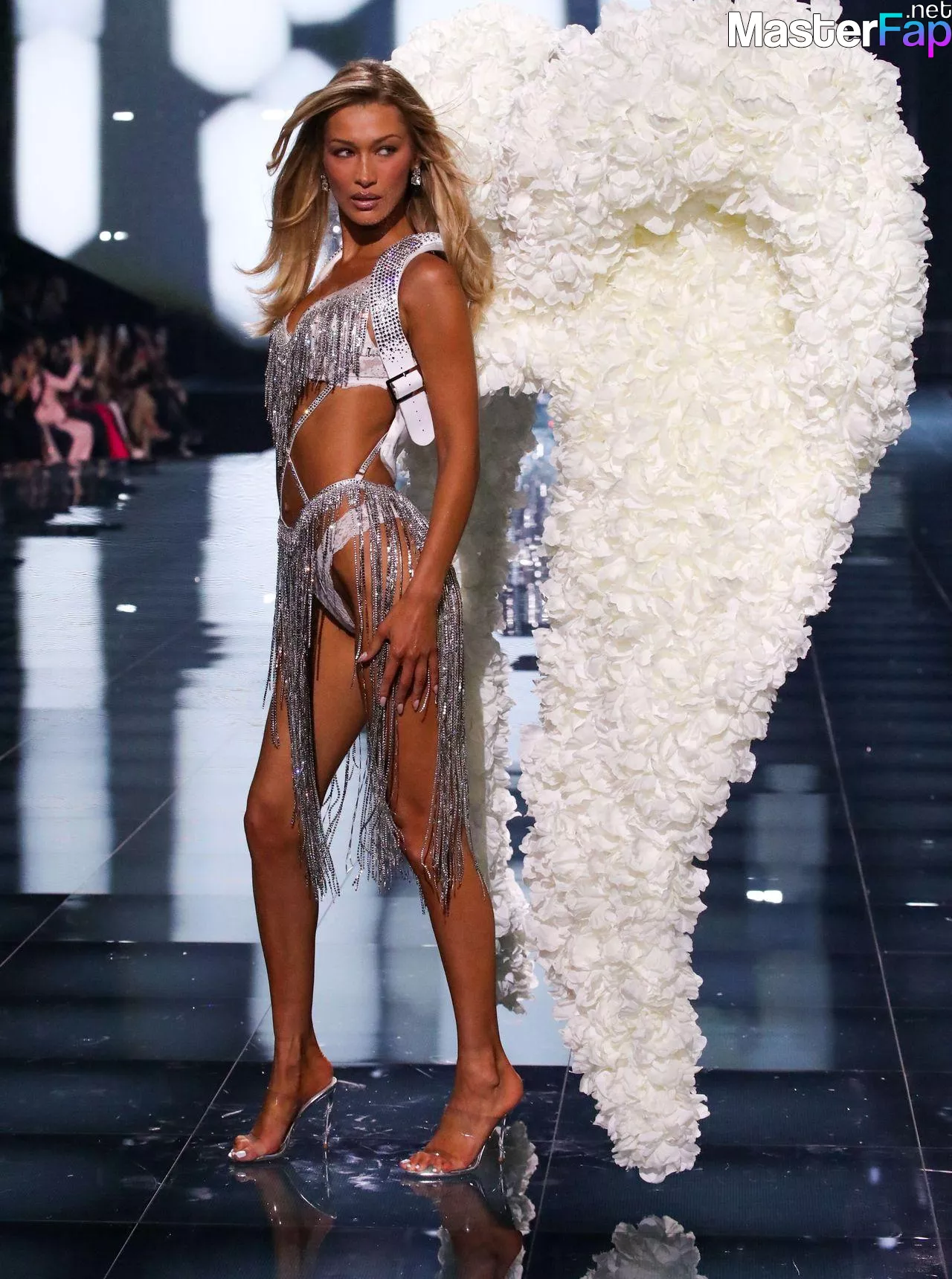 Bella Hadid Free Leaked Funny Picture