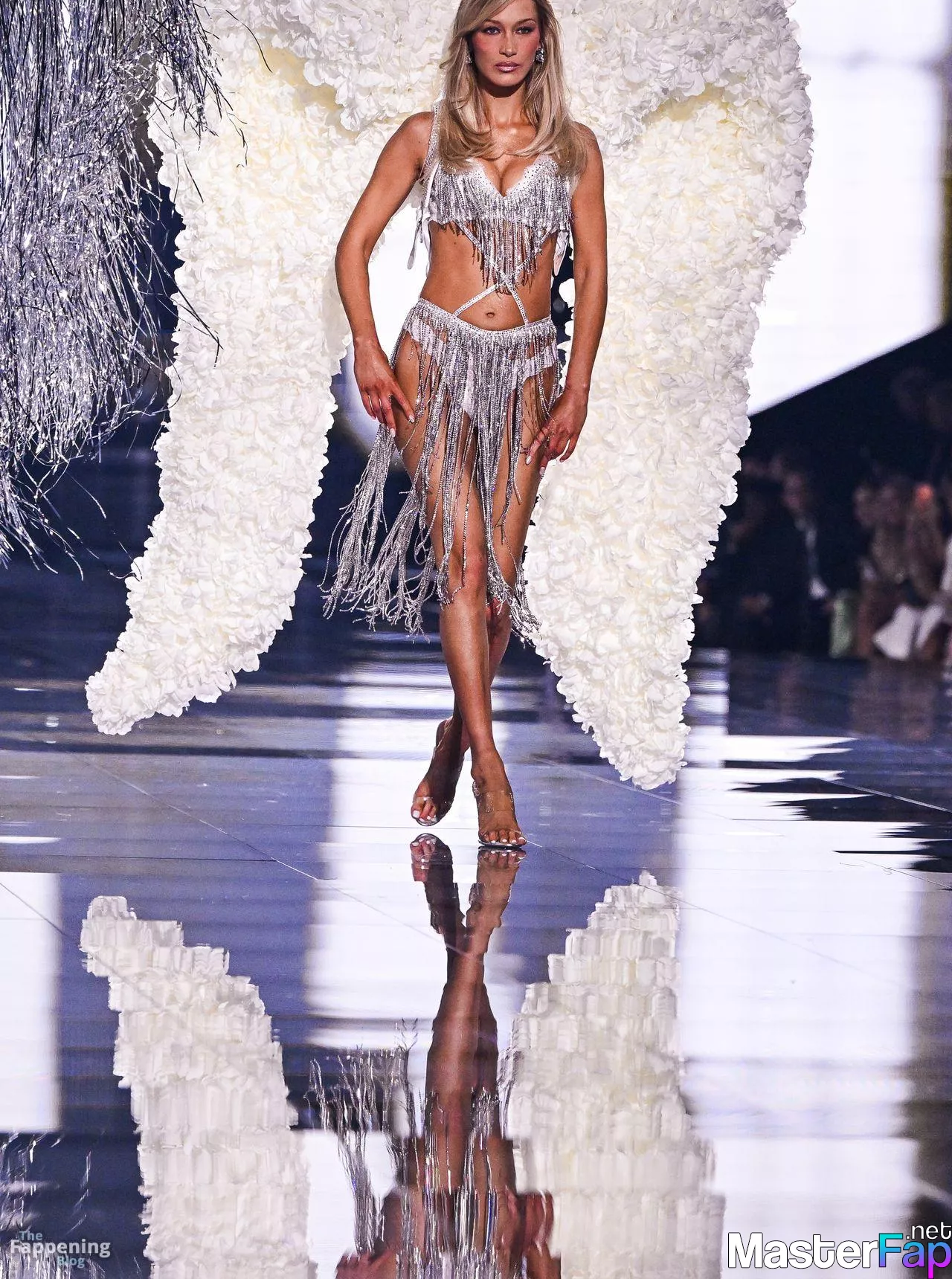 Bella Hadid Free Leaked Lesbian leaks Picture