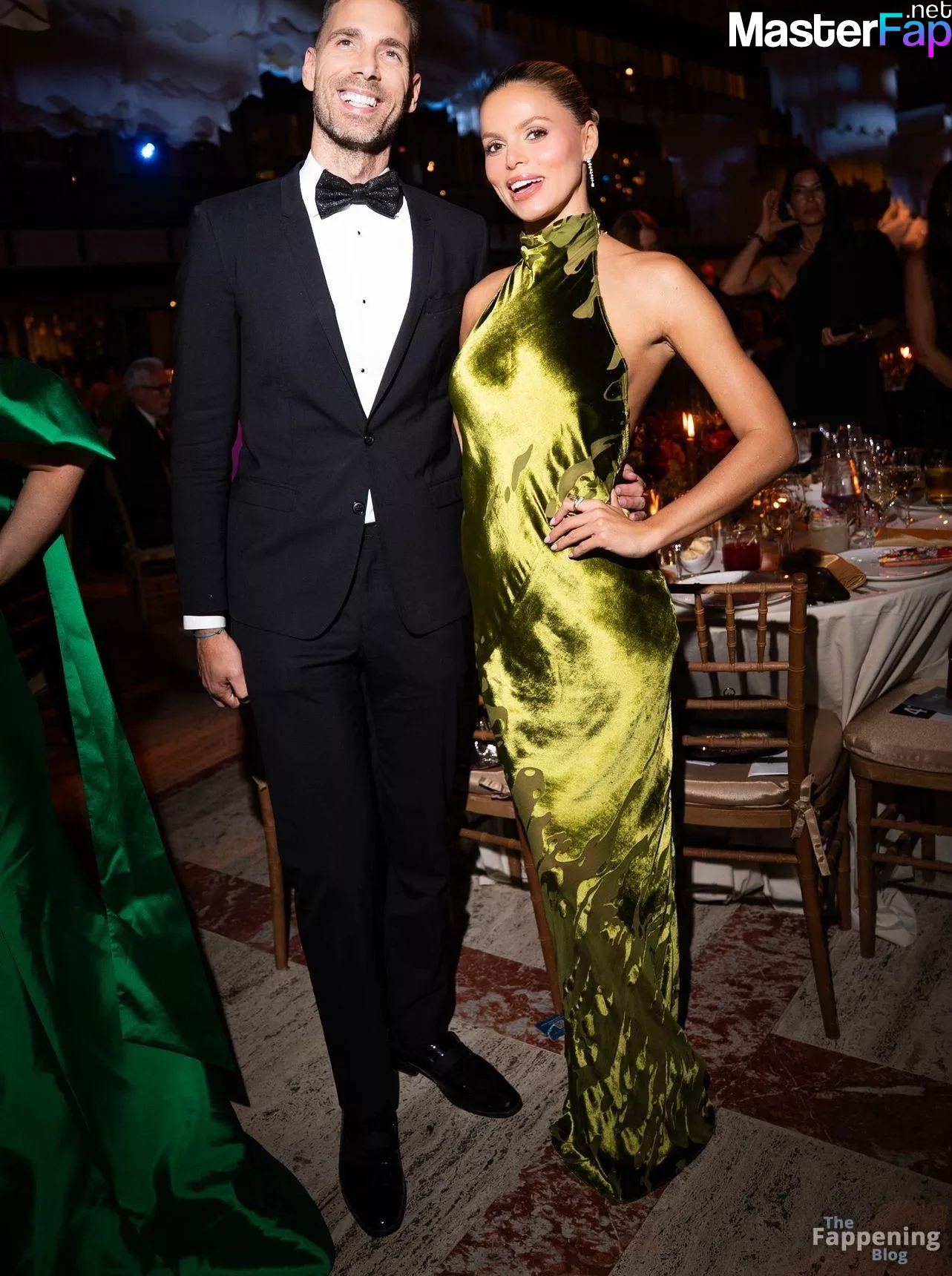 Brooks Nader Free Leaked Backstage Picture