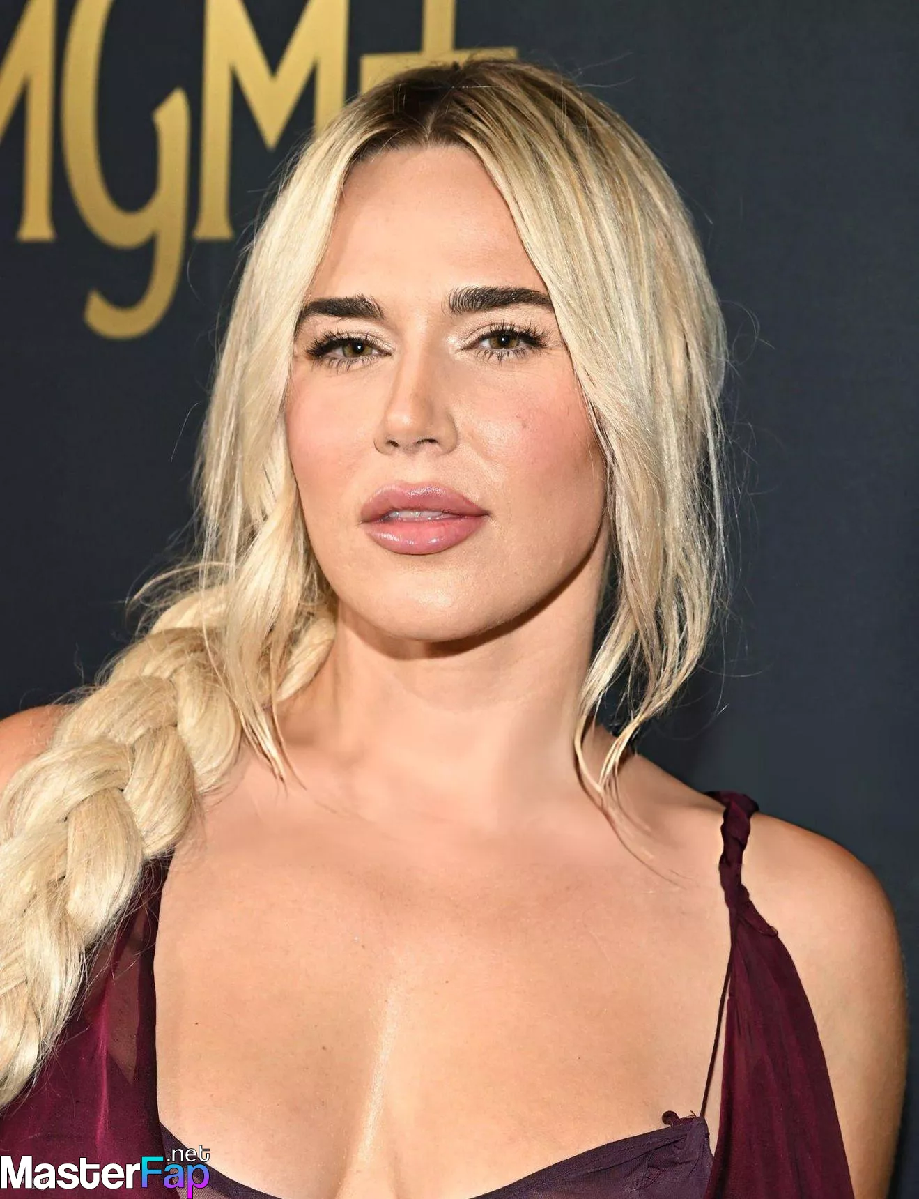 C.j. Perry Free Leaked Strapon Picture