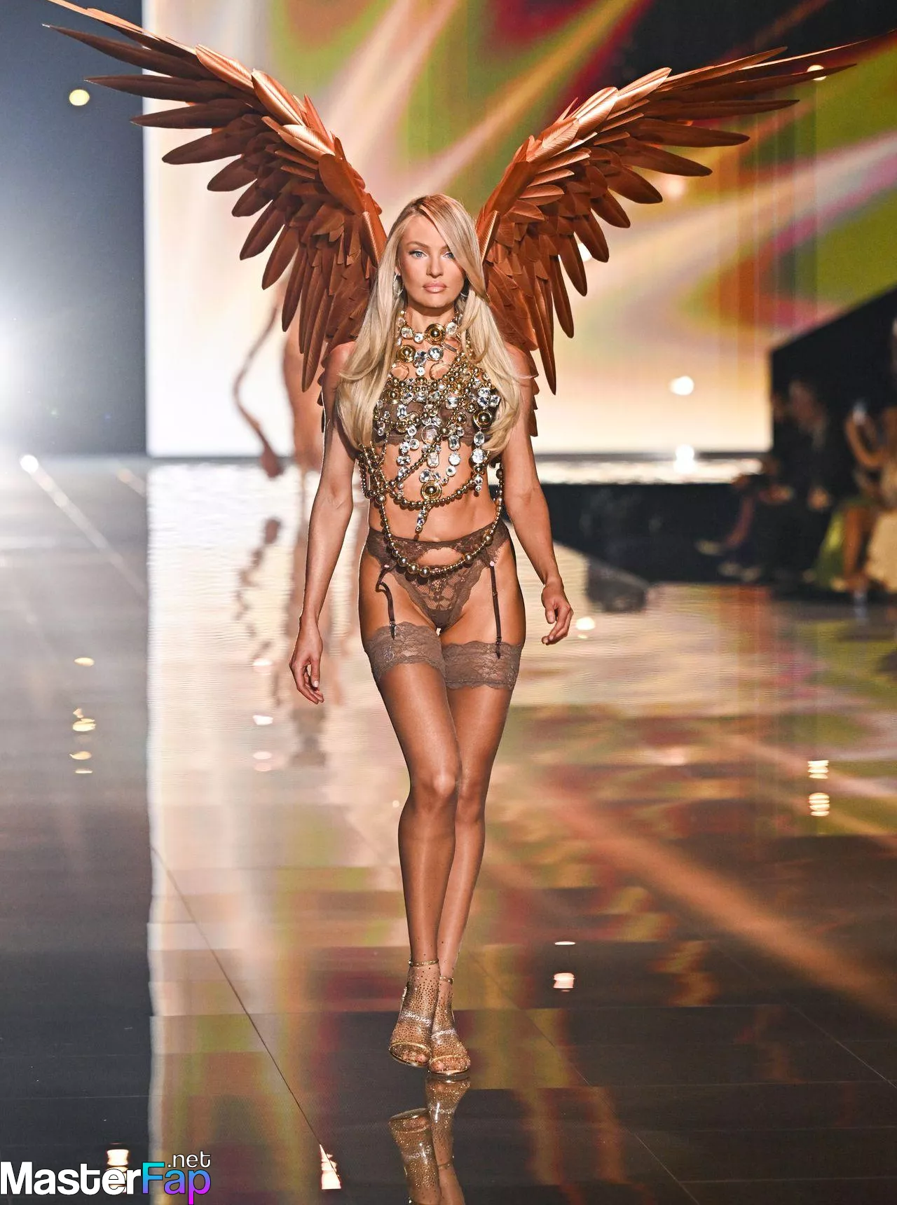 Candice Swanepoel Free Leaked Fingering Picture