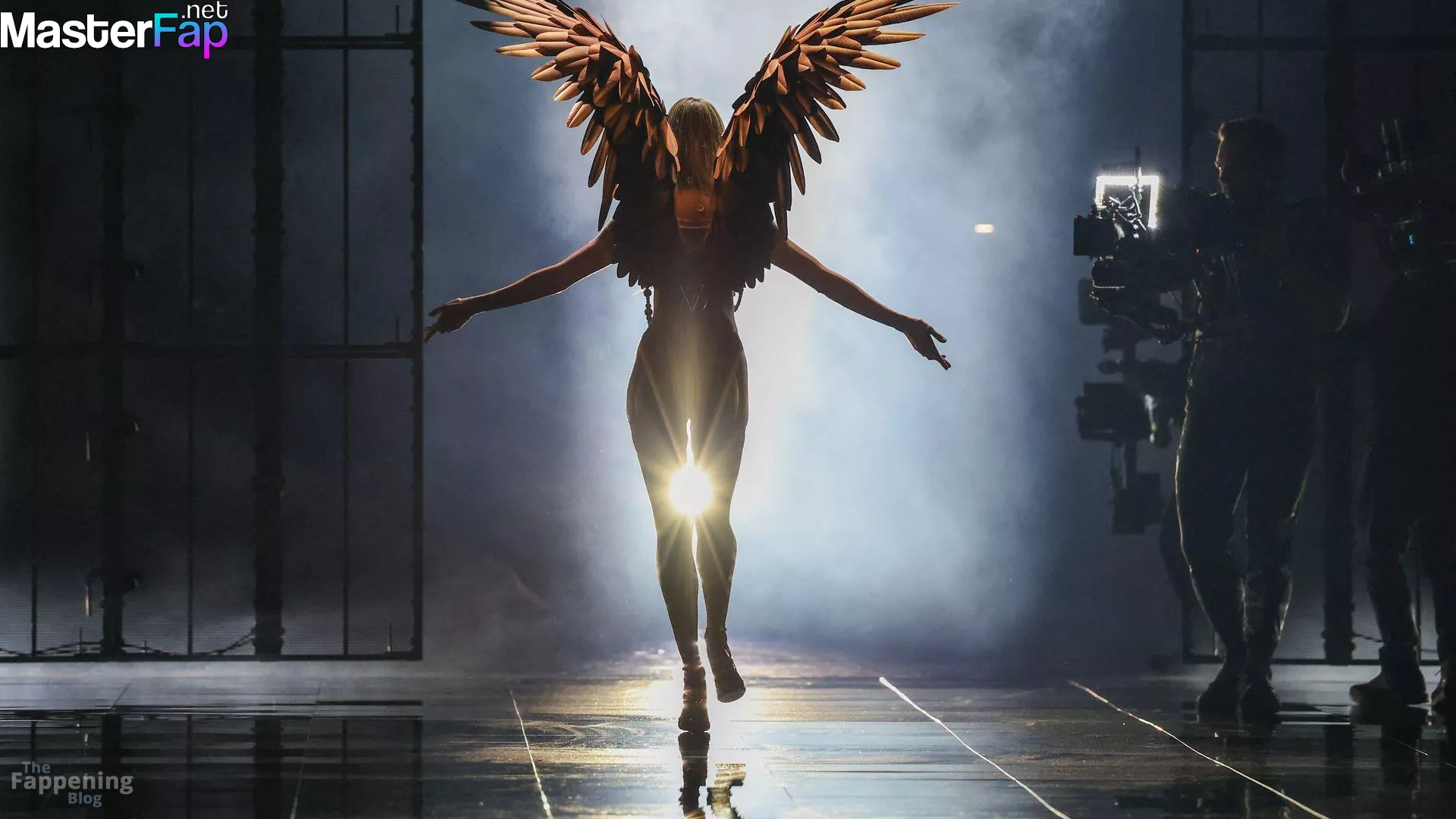 Candice Swanepoel Free Leaked Exposed Picture