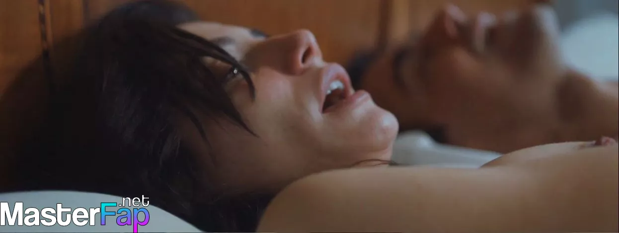 Carolina Carvalho Free Leaked Striptease Picture