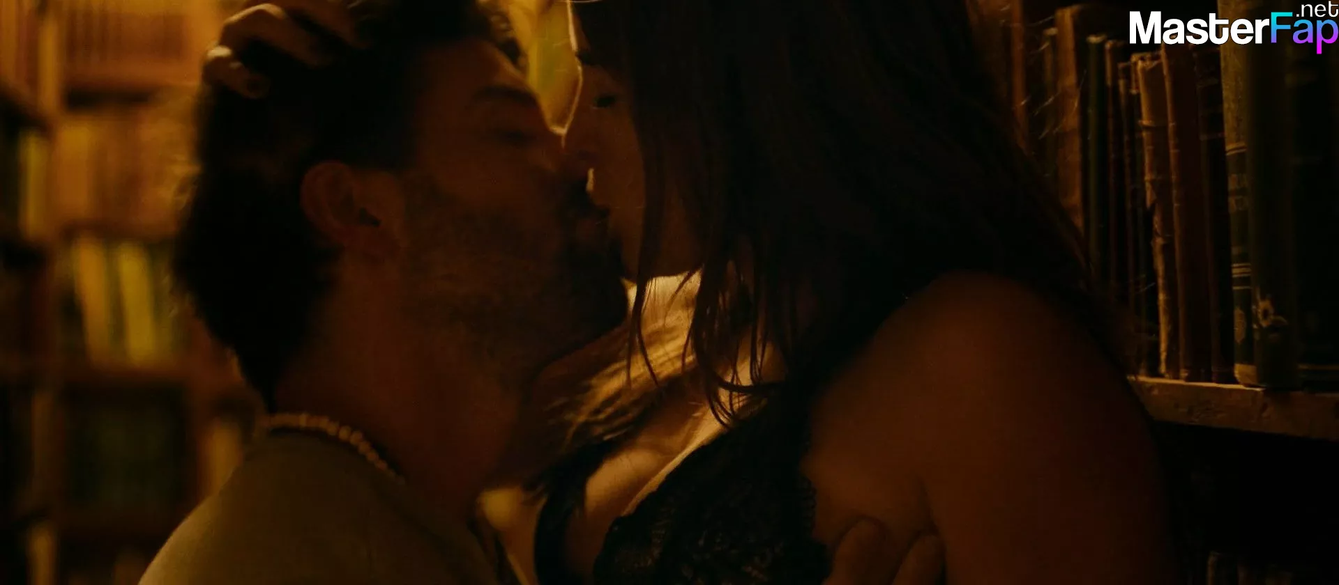 Cassandra Sanchez Navarro Free Leaked Interracial Picture