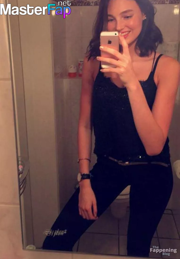 Celine Bethmann Free Leaked Toys Picture