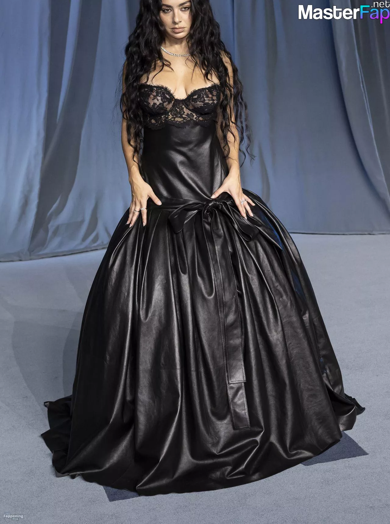 Charli Xcx Free Leaked Pussy Picture