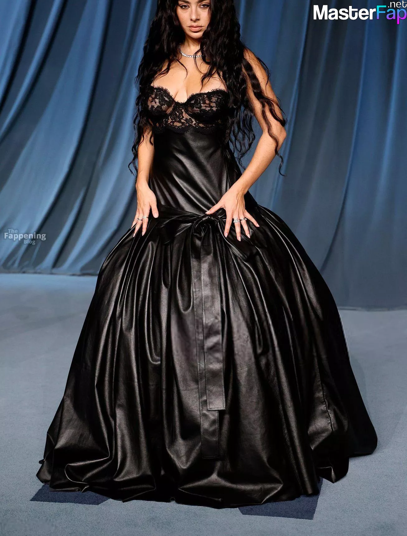 Charli Xcx Free Leaked Boobs Picture