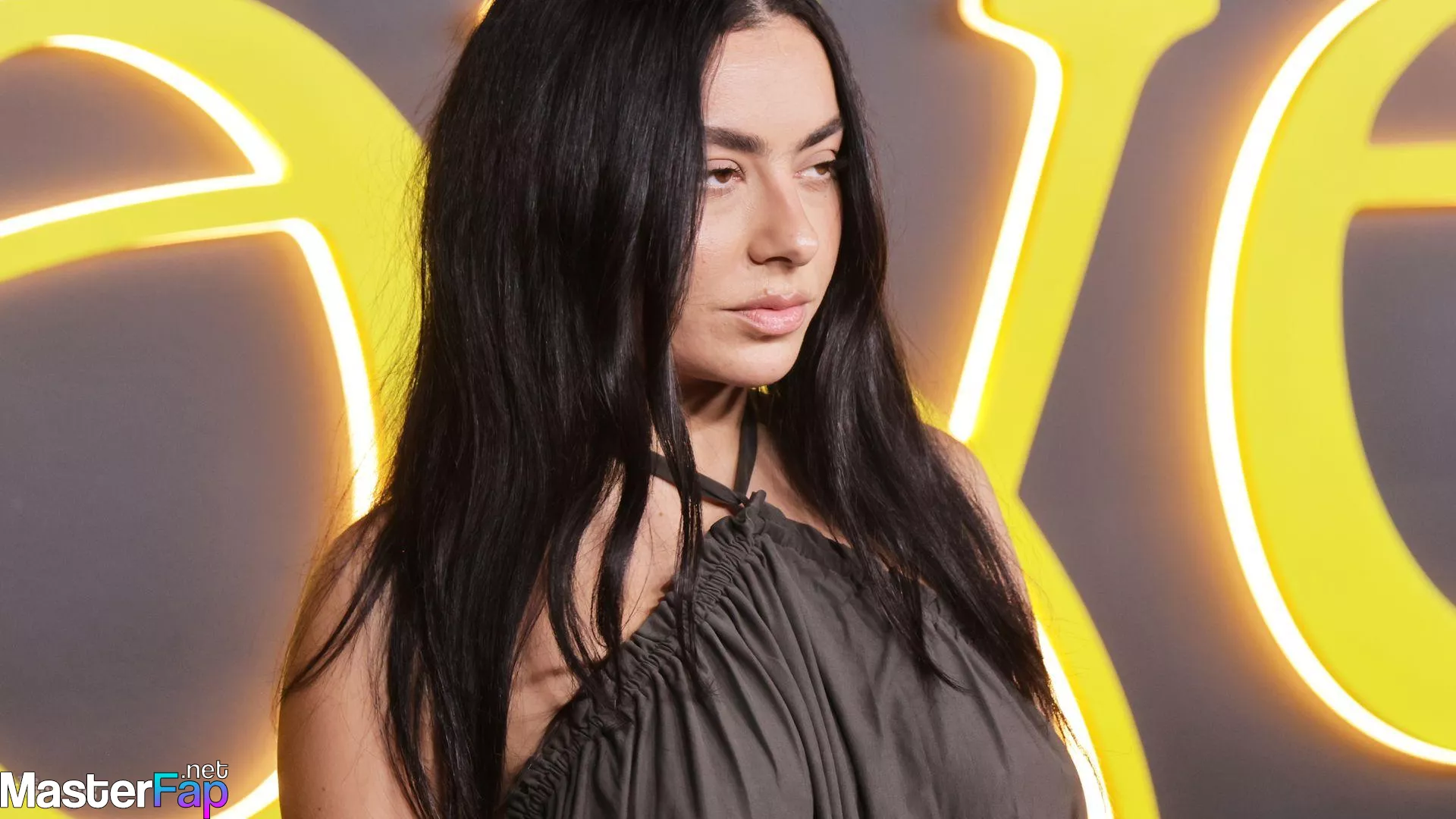 Charli Xcx Free Leaked Licking Picture