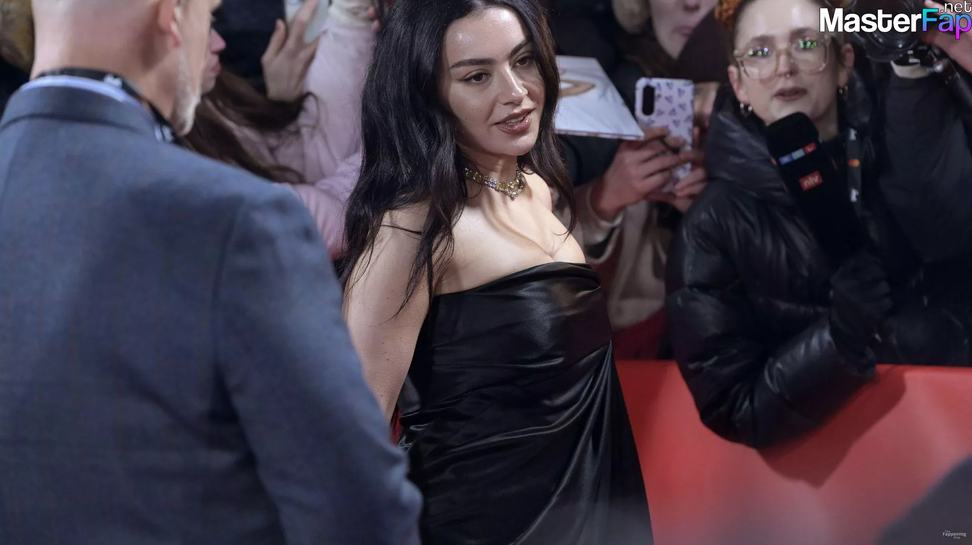 Charli Xcx Free Leaked Rough Picture