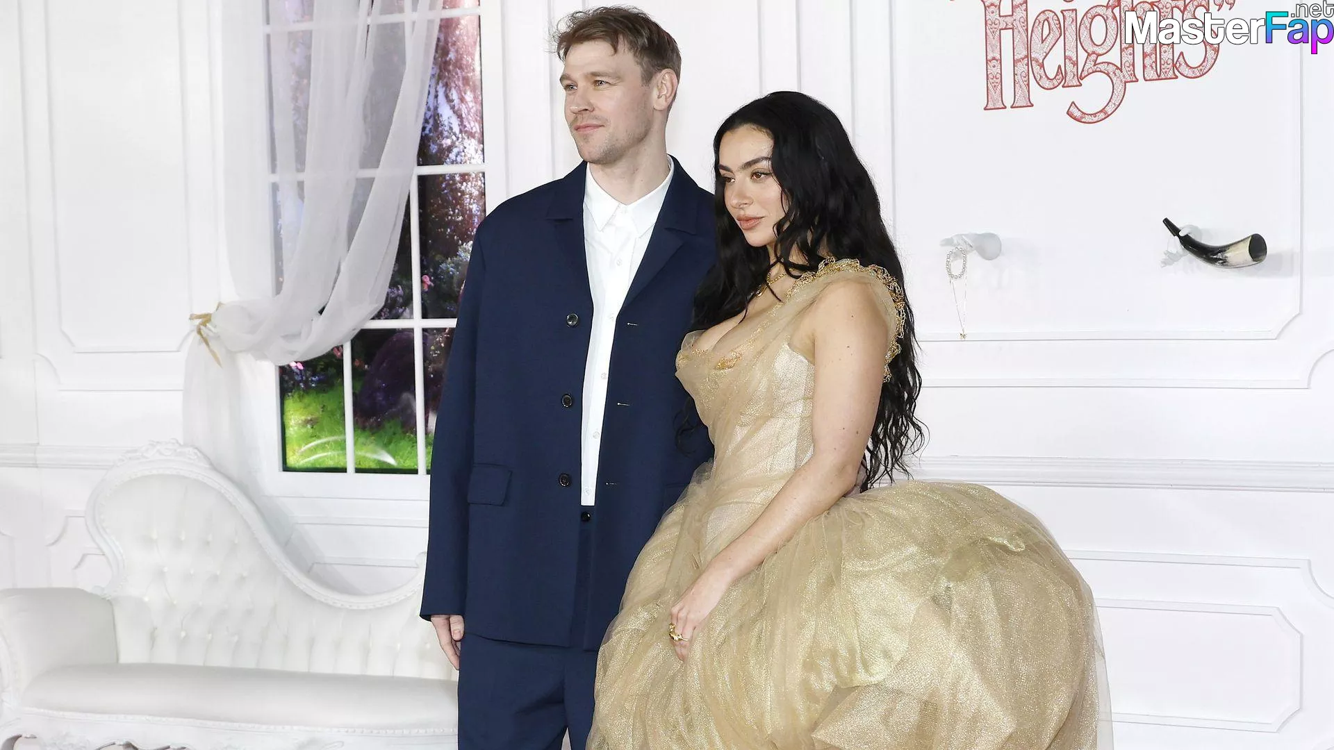 Charli Xcx Free Leaked Pussy Picture