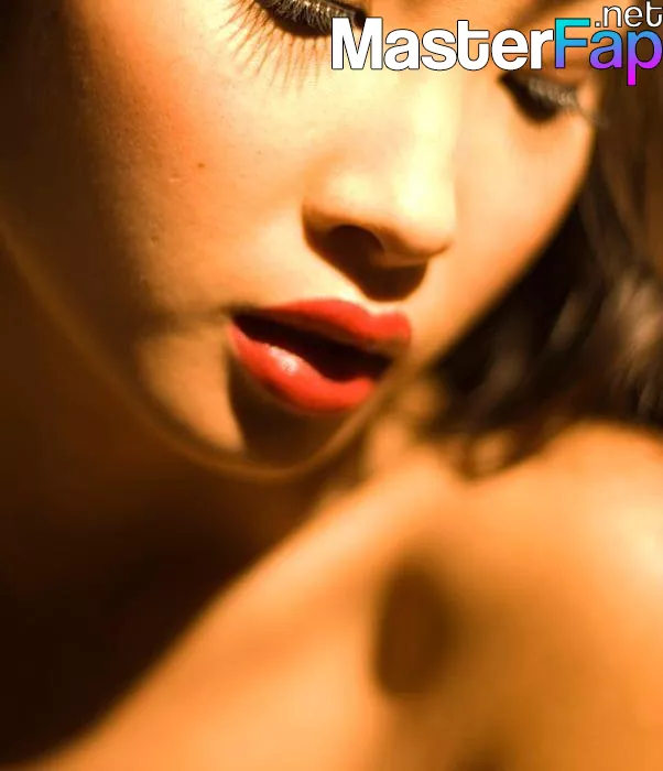 Debra Ling Free Leaked Boobs Picture