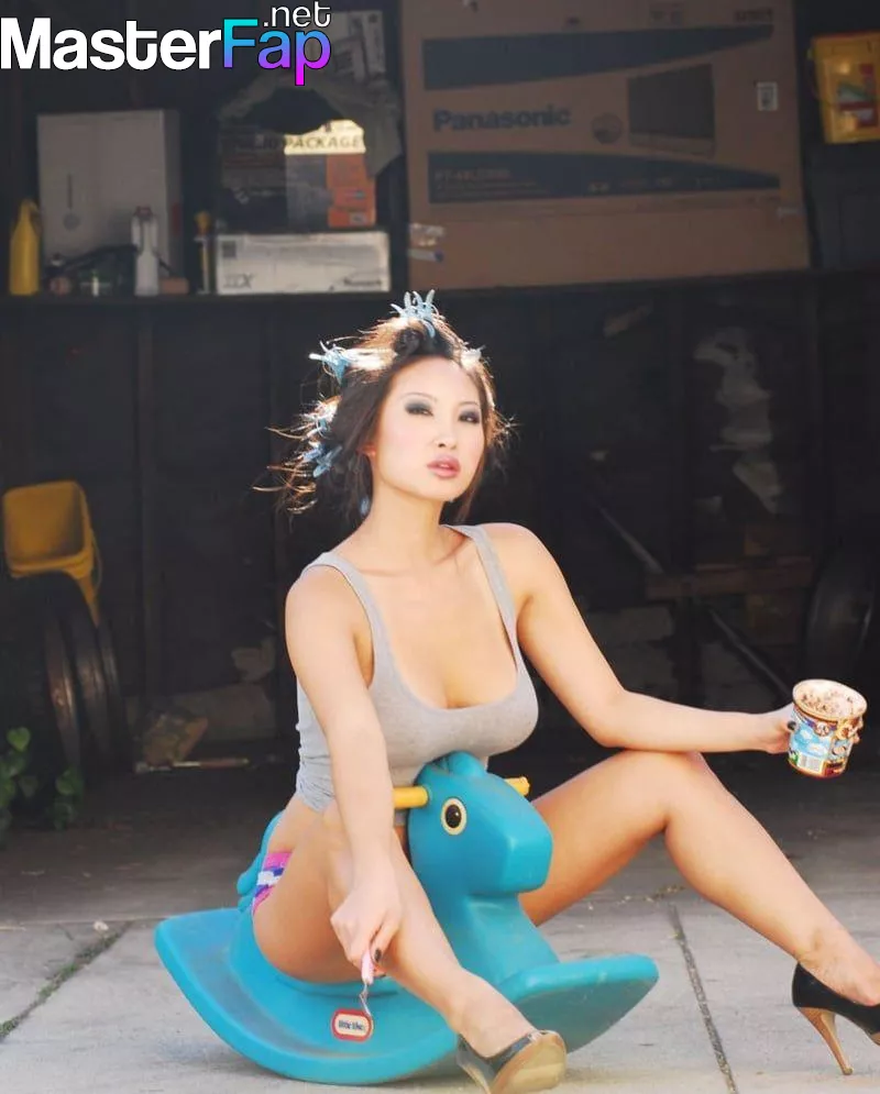 Debra Ling Free Leaked Interracial Picture