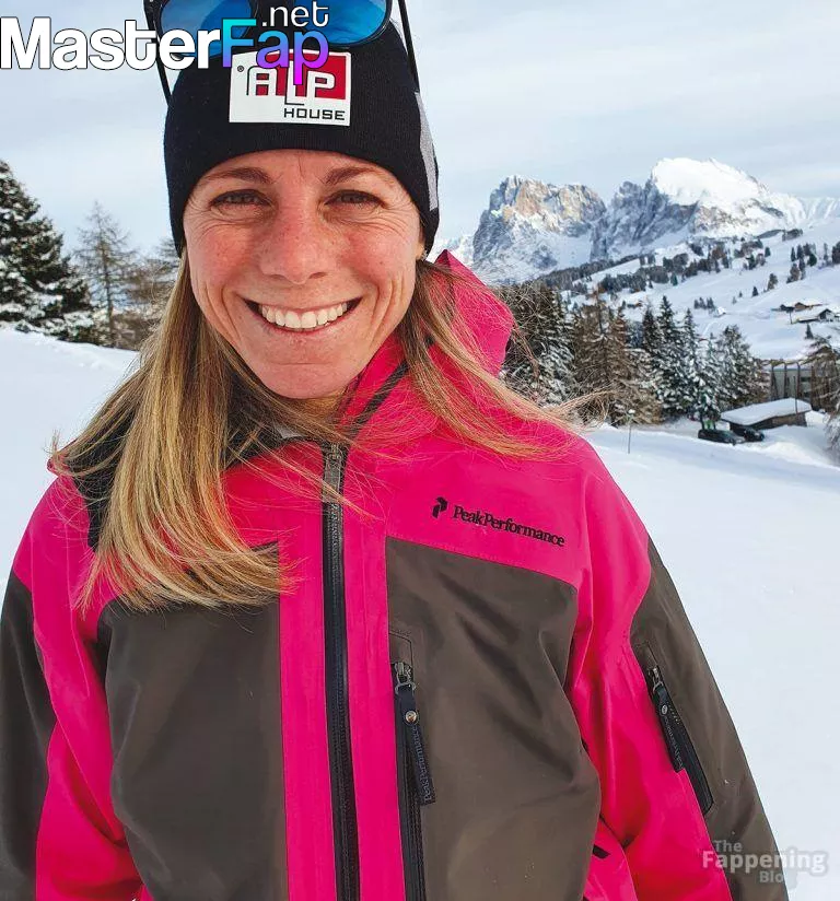 Denise Karbon Free Leaked Strapon Picture