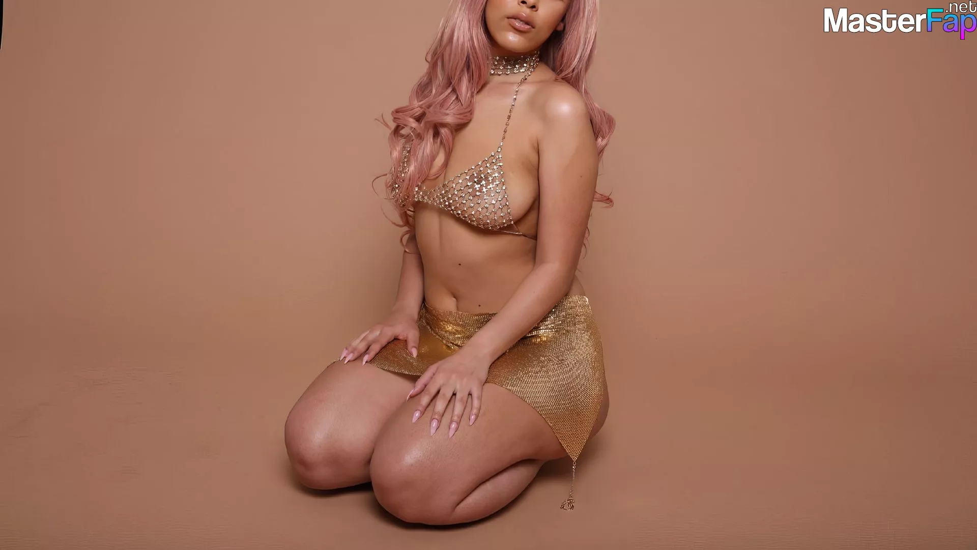 Doja cat underboob
