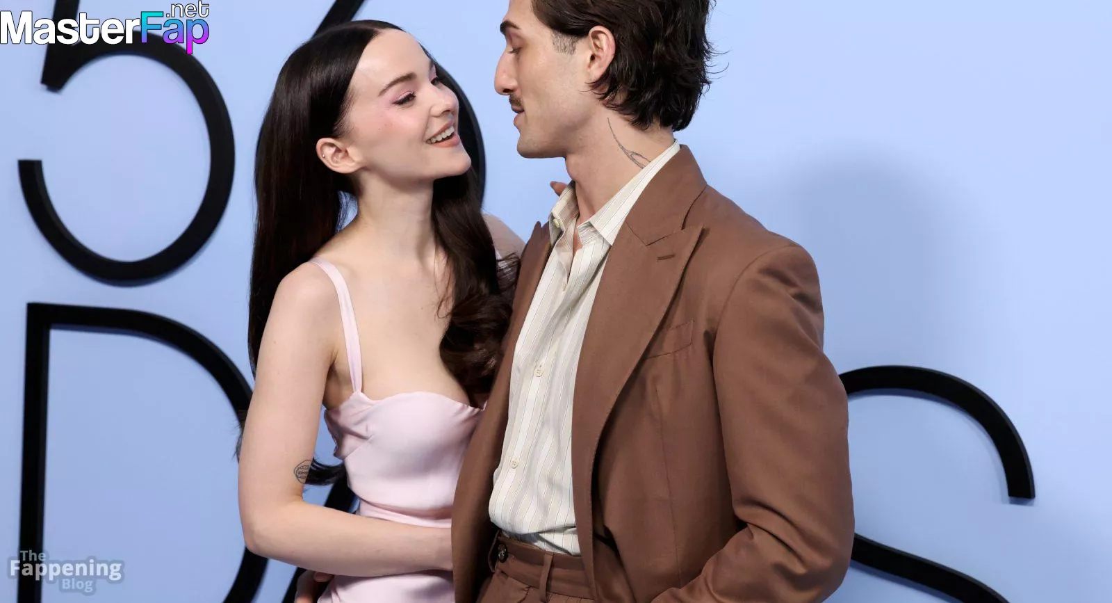 Dove Cameron Free Leaked Licking Picture