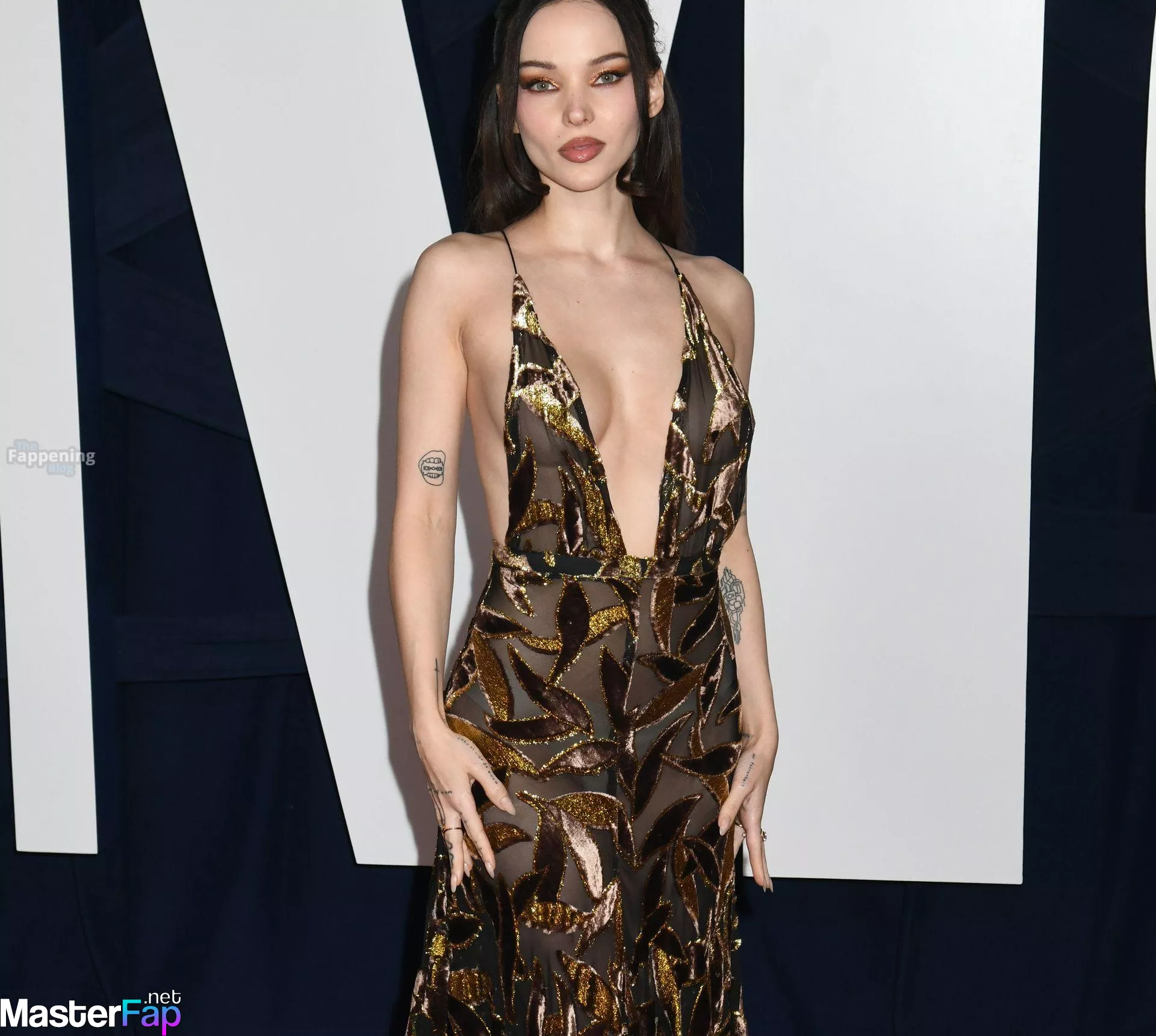 Dove Cameron Free Leaked Tits Picture