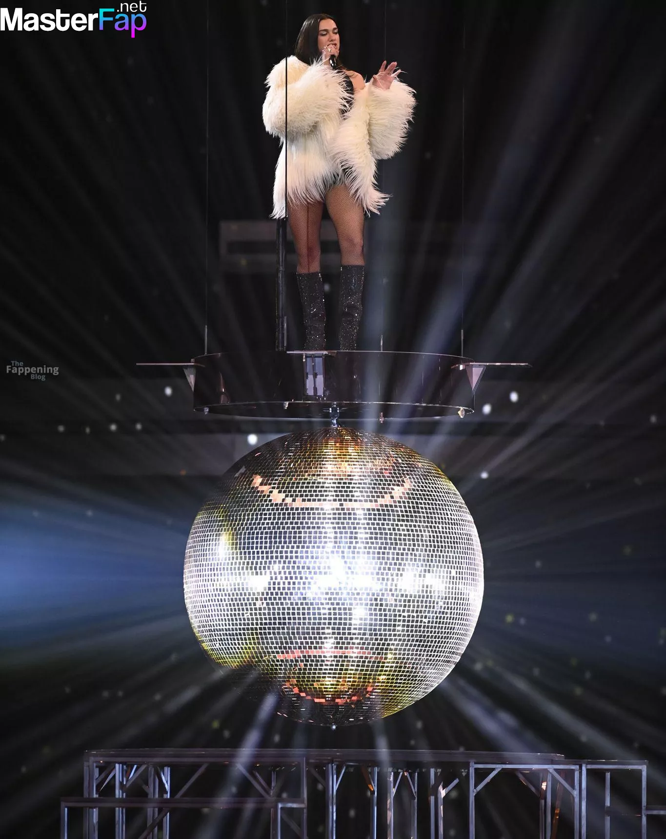 Dua Lipa Free Leaked Interracial Picture