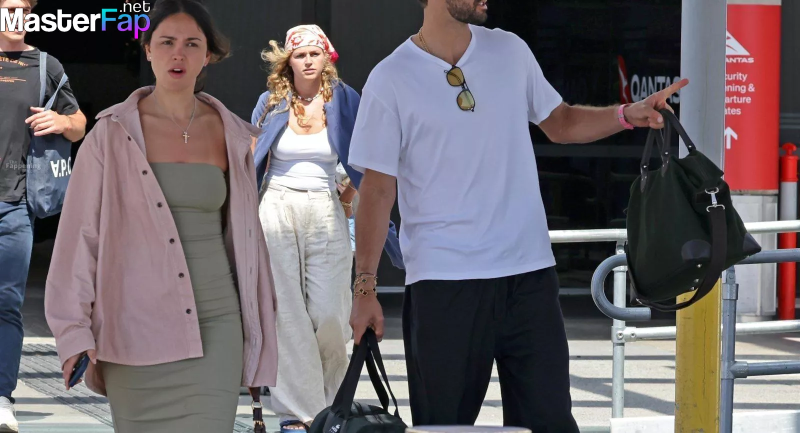 Eiza González Free Leaked Boobs Picture