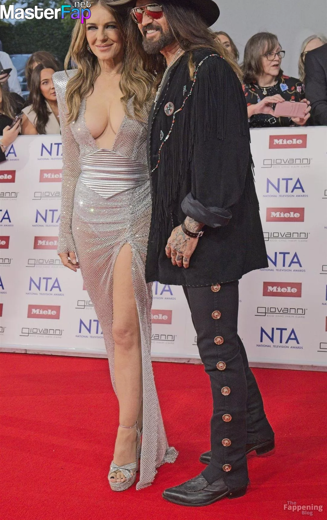 Elizabeth Hurley Free Leaked Massage Picture