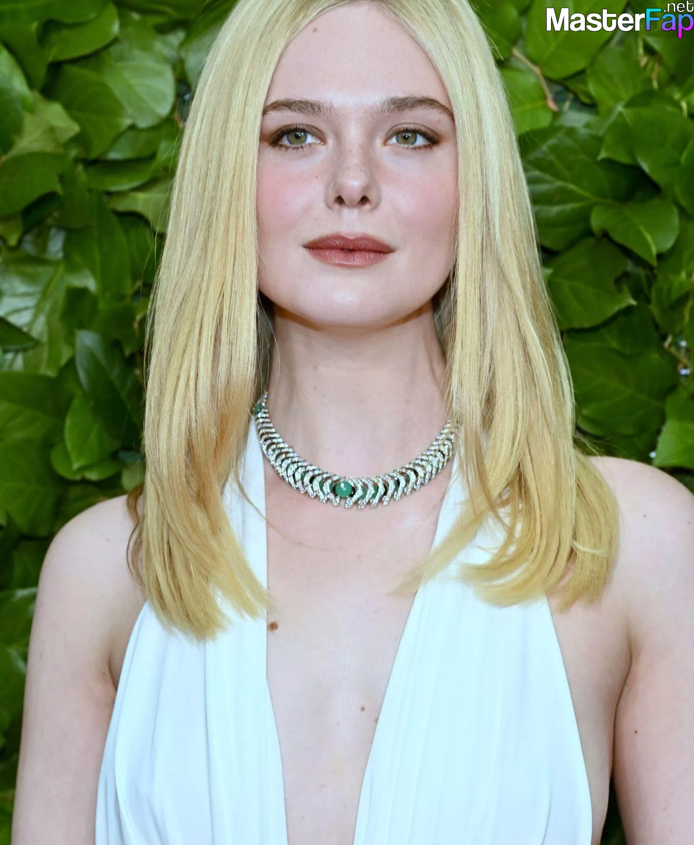 Elle Fanning Free Leaked Homemade leaks Picture