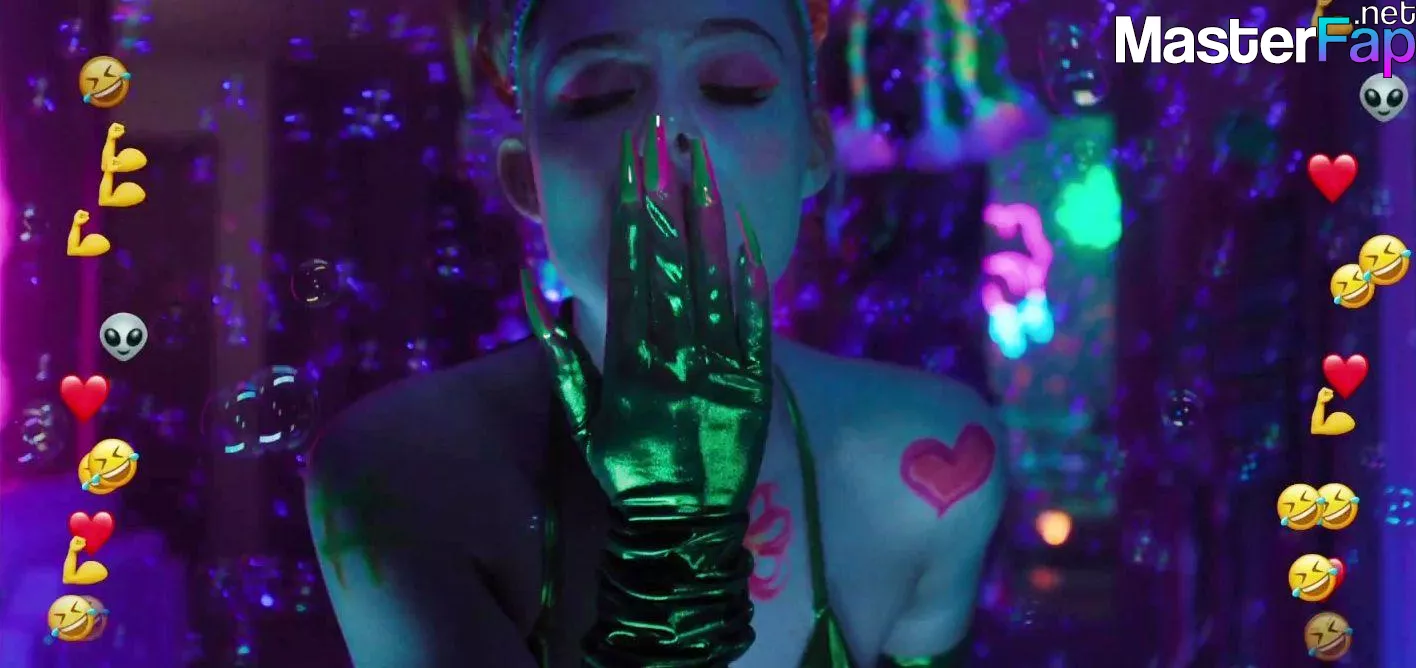 Elle Fanning Free Leaked Vagina Picture