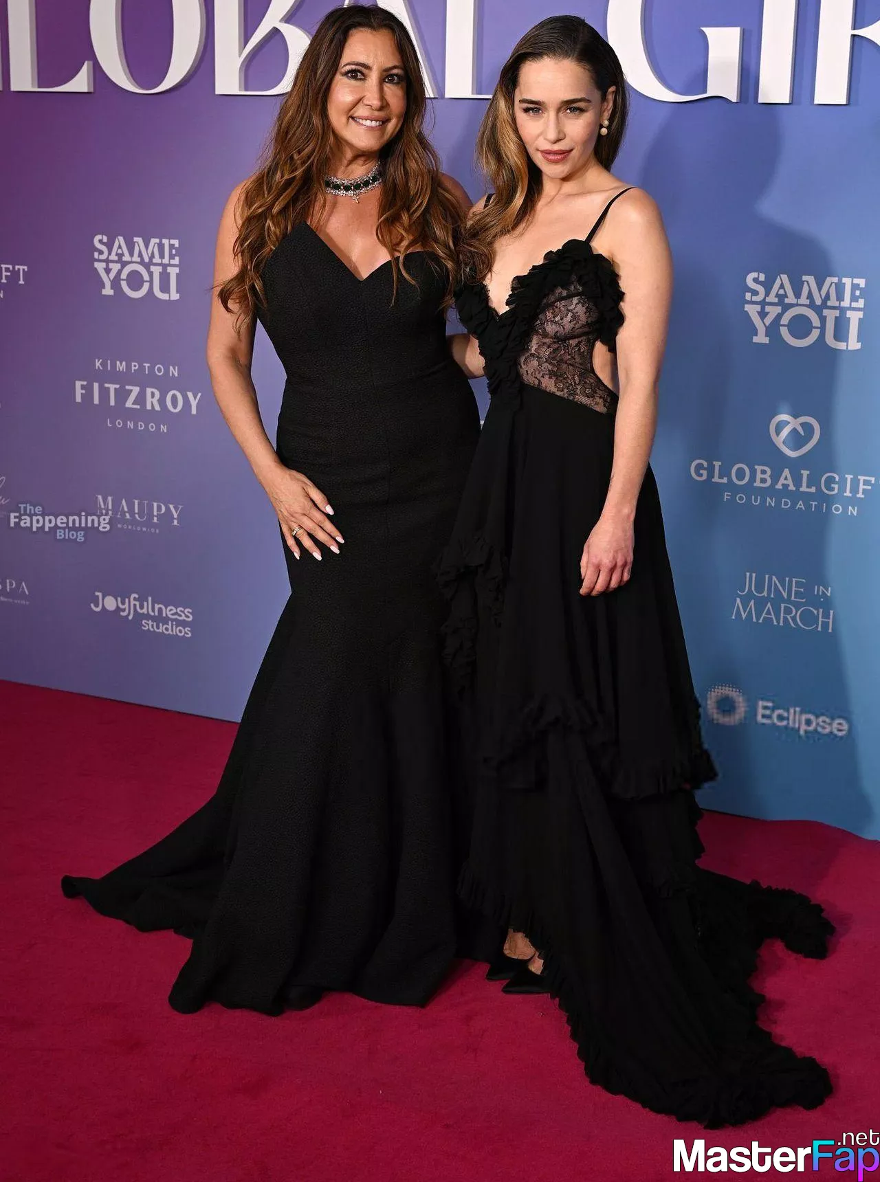 Emila Clarke Free Leaked Tits Picture