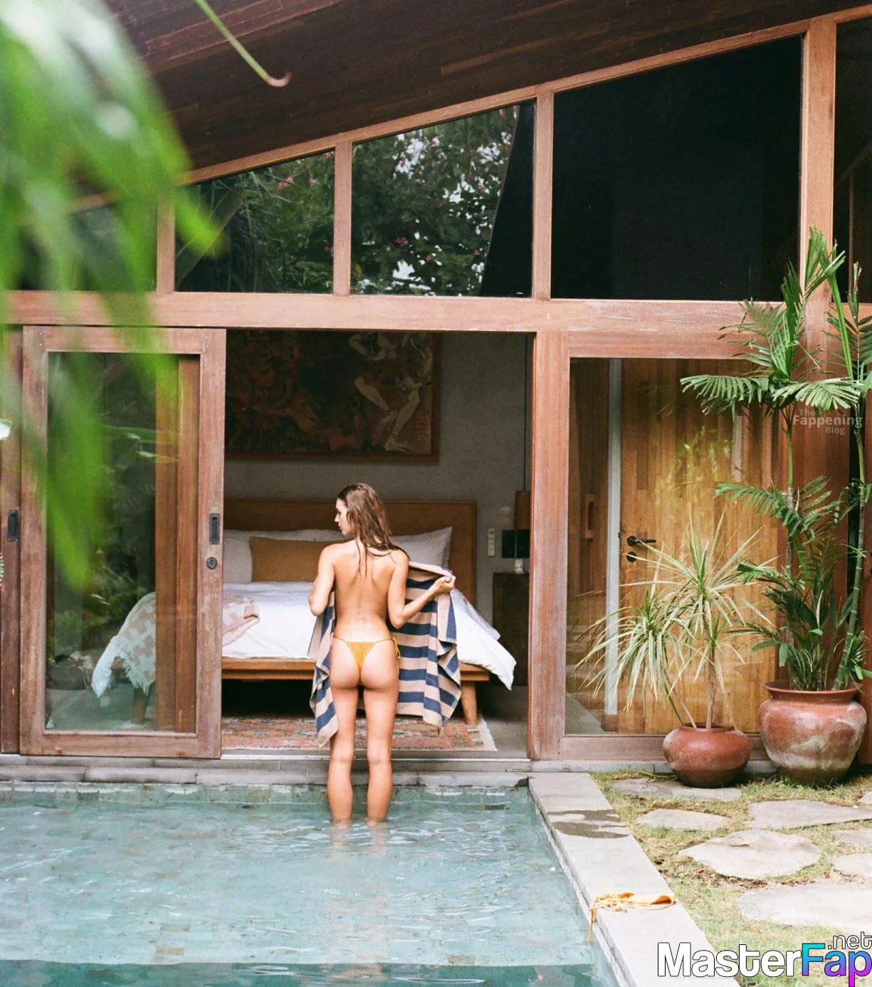 Emily Feld Free Leaked Lesbian leaks Picture