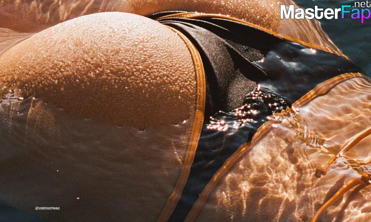 Emily Feld Free Leaked Exclusive Picture