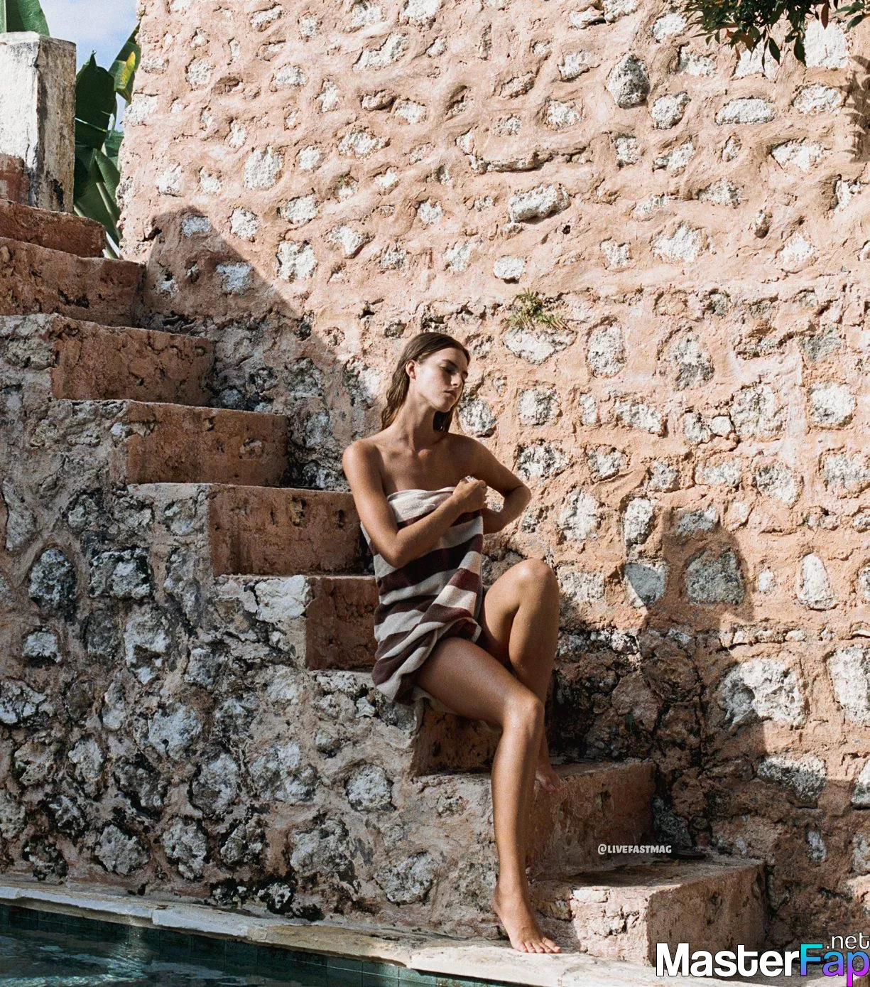 Emily Feld Free Leaked Boobs Picture