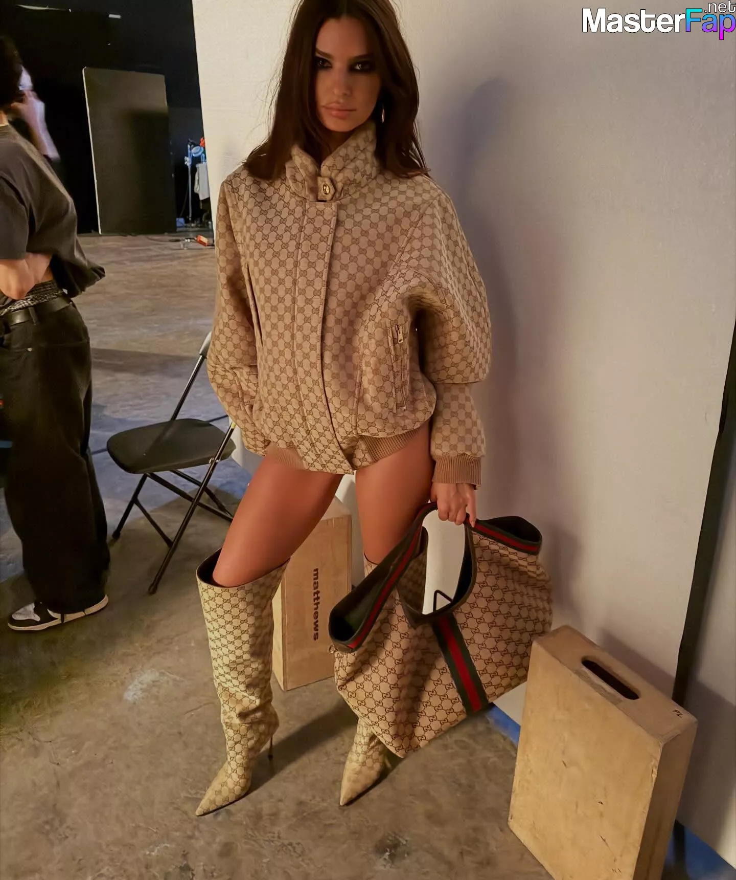 Emily Ratajkowski Free Leaked Exposed Picture