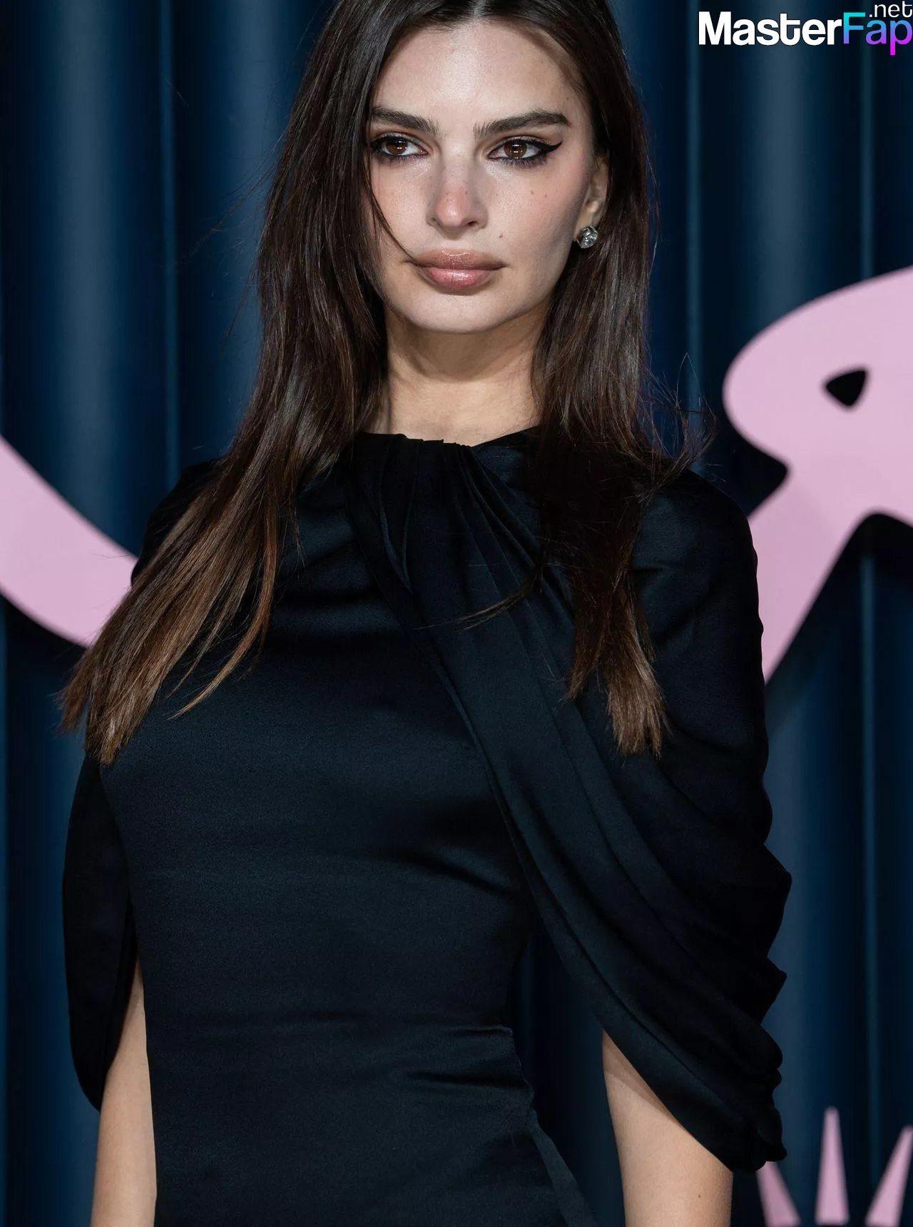 Emily Ratajkowski Free Leaked Anal leaks Picture