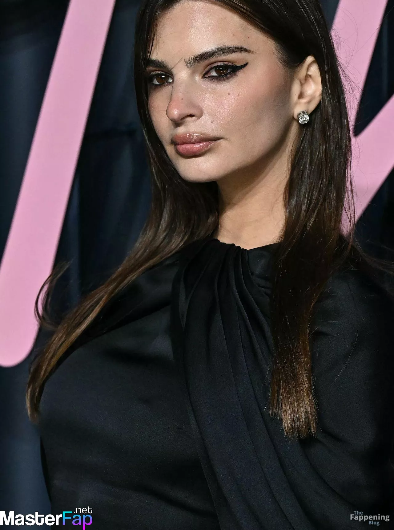 Emily Ratajkowski Free Leaked Solo leaks Picture