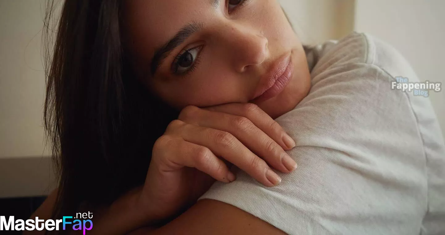 Emily Ratajkowski Free Leaked Strapon Picture