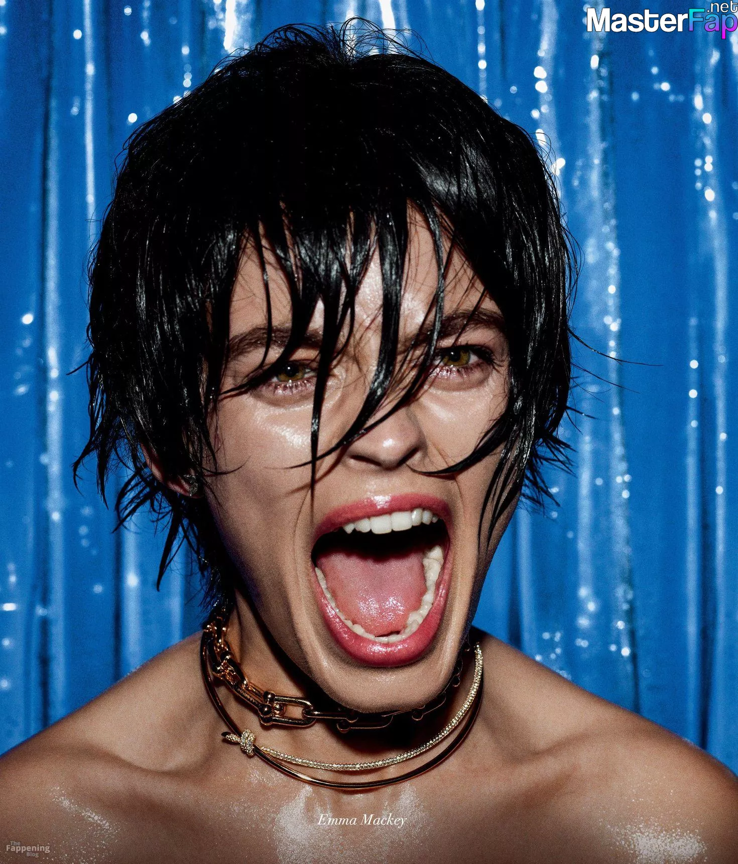 Emma Mackey Free Leaked Pussy Picture