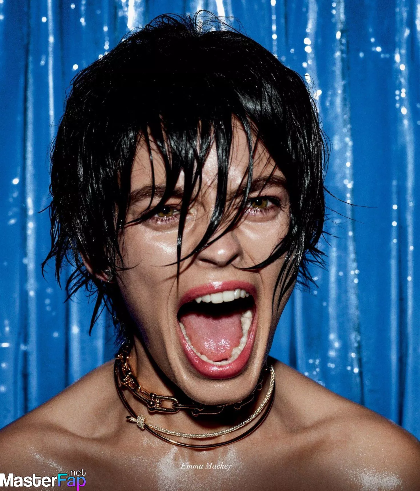 Emma Mackey Free Leaked Party Picture