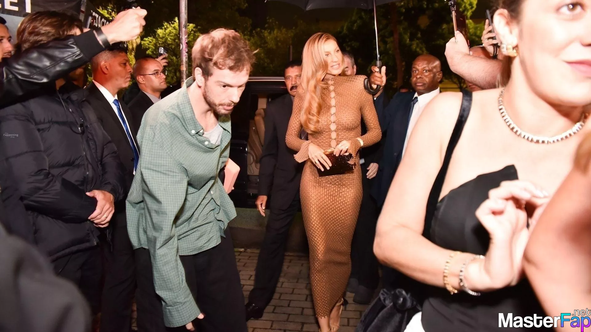 Gisele Bundchen Free Leaked Boobs leaks Picture