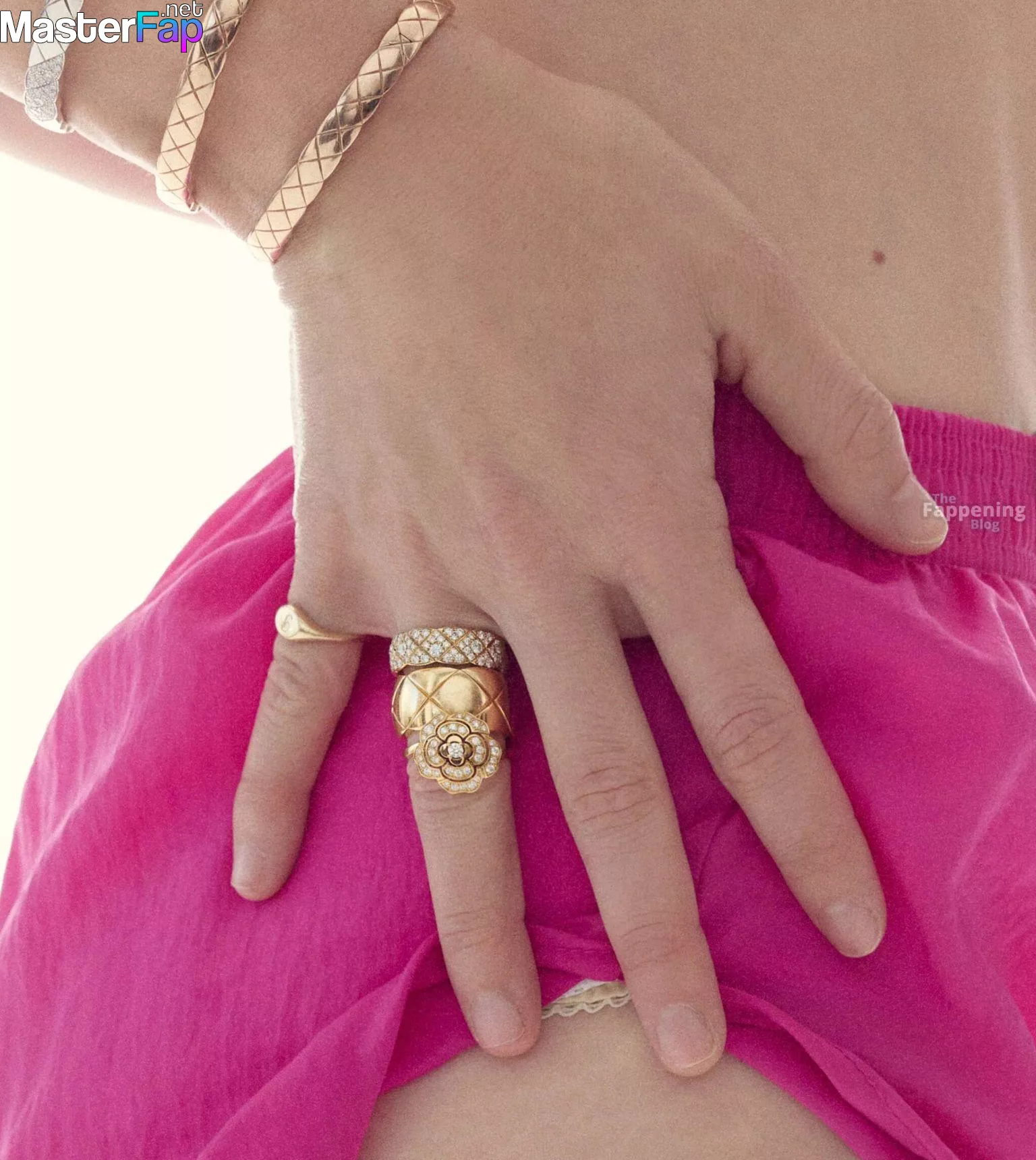 Gracie Abrams Free Leaked Strapon Picture