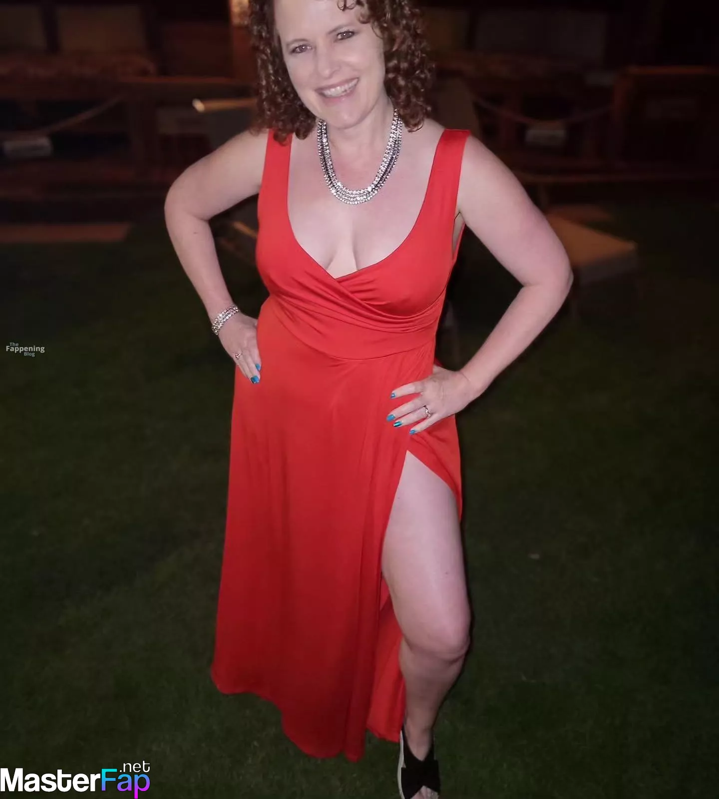 Hairy Debby Free Leaked Strapon Picture