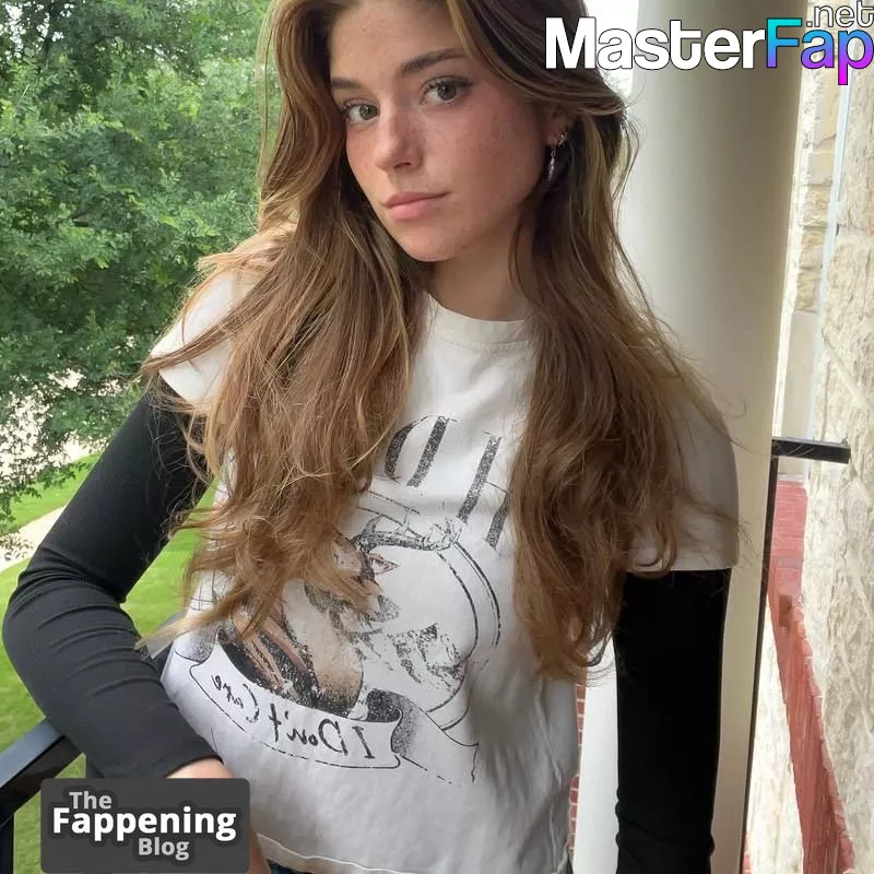 Hannah Stein Free Leaked Licking Picture